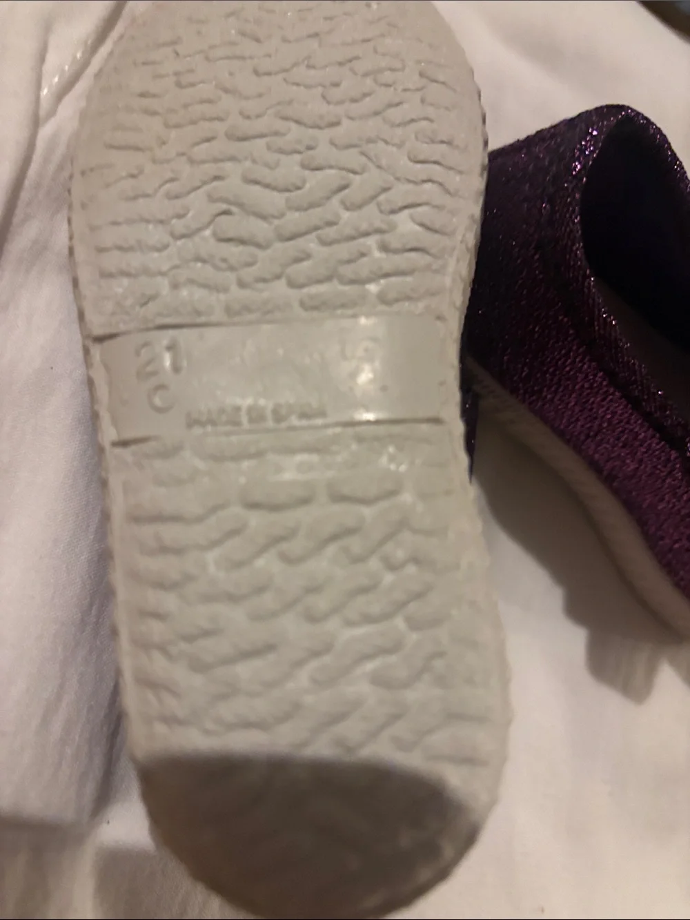 NWOT Cienta Purple Glitter Mary Jane Kids Shoes